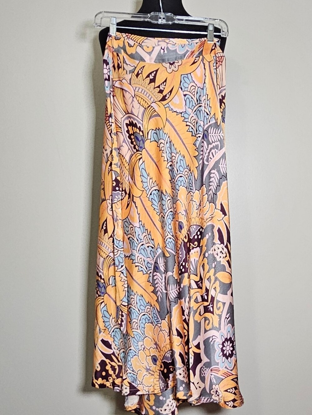 Lenni Midi Length Boho Wrap Skirt Swinging Slinky Satin Polyester M Runs Small